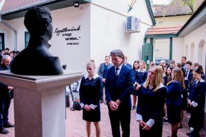 Méltó módon emlékeztünk meg Katona József halálának évfordulójáról a Katona József Emlékház falai között