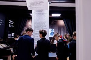 Méltó módon emlékeztünk meg Katona József halálának évfordulójáról a Katona József Emlékház falai között