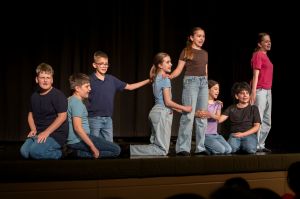 Tehetség, kreativitás és közös élmények a XXXV. Weöres Sándor Országos Gyermekszínjátszó Találkozón